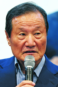 윤증현 전 기재부 장관