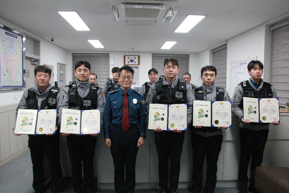 섹션탑기사사진