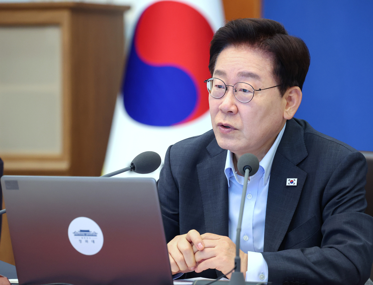 “월급은 49.5%, 부동산은 몇억”… <b>李</b> <b>세제</b>개편 정면돌파